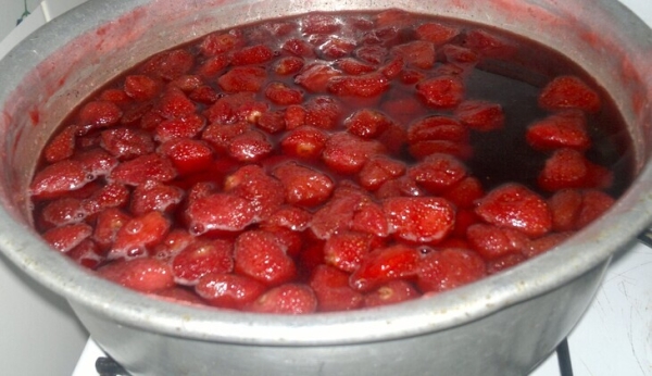 Клубничное варенье Клубничное варенье