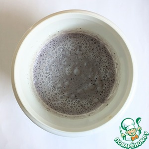 Кокосовый смузи с голубикой Кокосовый смузи с голубикой