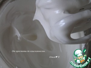 Кокосовый торт-безе с ананасами Кокосовый торт-безе с ананасами