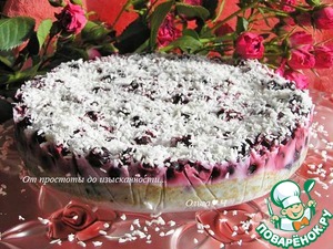 Кокосовый торт с ягодами Кокосовый торт с ягодами