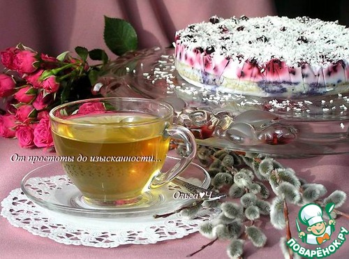 Кокосовый торт с ягодами Кокосовый торт с ягодами