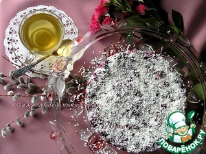 Кокосовый торт с ягодами Кокосовый торт с ягодами