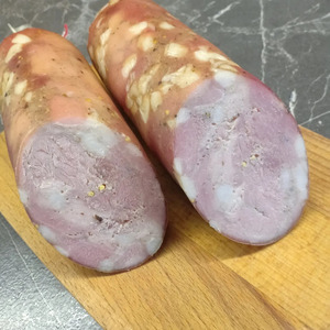 Колбаса рубленая из свинины и курицы Колбаса рубленая из свинины и курицы