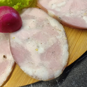 Колбаса рубленая из свинины и курицы Колбаса рубленая из свинины и курицы