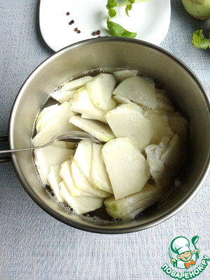 Кольраби маринованная
