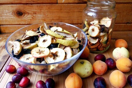 Компотная смесь из фруктов Компотная смесь из фруктов