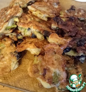 Котлеты из артишока, спаржи и маслин