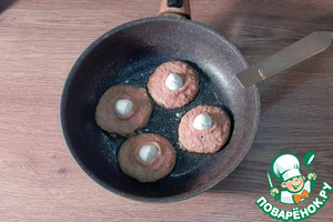 Котлеты из куриной печени с припеком