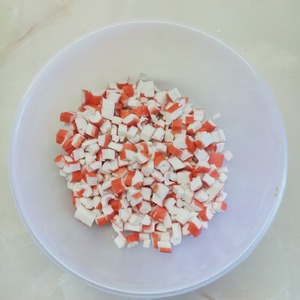 Крабовый салат с морковью по-корейски Крабовый салат с морковью по-корейски