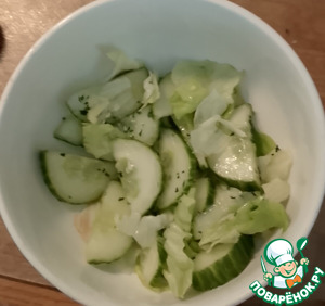 Крабовый сэндвич с огурцом и лаймом Крабовый сэндвич с огурцом и лаймом