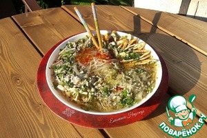 Кукси-корейский холодный суп Кукси-корейский холодный суп