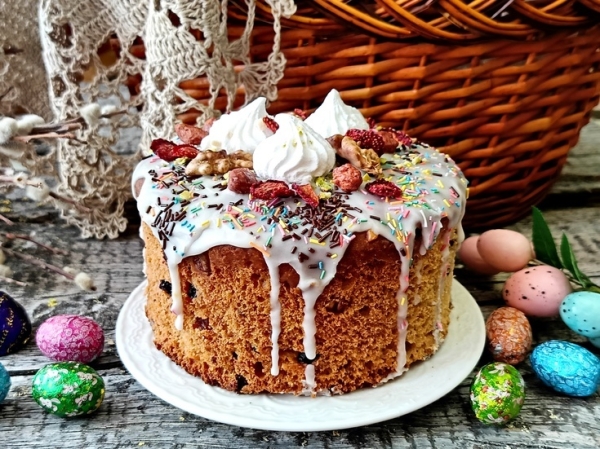 Кулич с творогом и апельсиновой цедрой