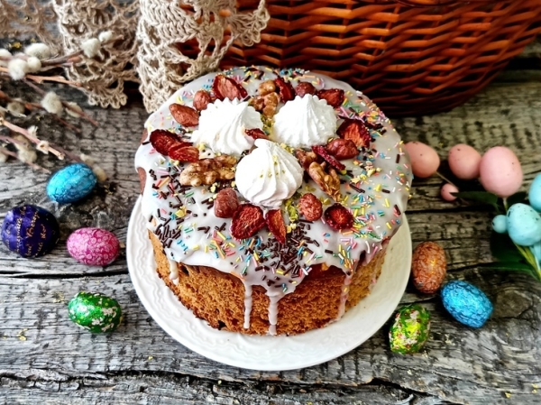 Кулич с творогом и апельсиновой цедрой