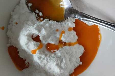 Кулич "старинный" с облепиховой глазурью Кулич "старинный" с облепиховой глазурью