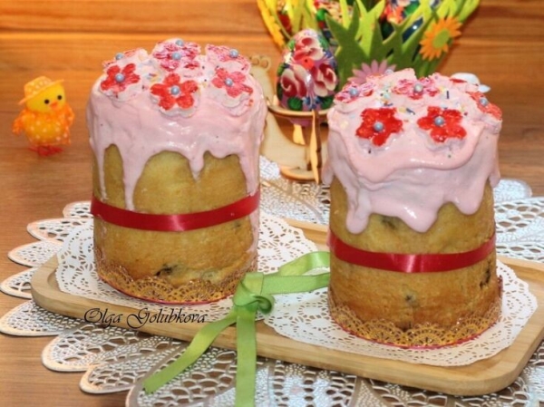 Куличи с брусничной помадкой Куличи с брусничной помадкой