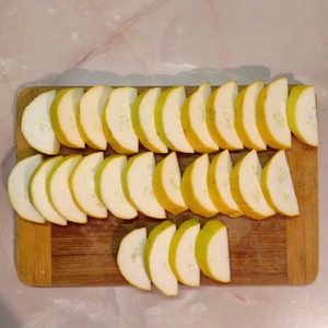 Курица с кабачками под чесночной корочкой Курица с кабачками под чесночной корочкой