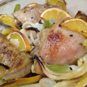 Курица с луком и апельсинами Курица с луком и апельсинами