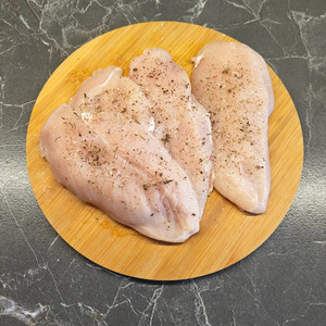 Курица с овощами на йогуртовом соусе