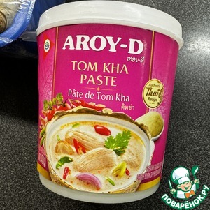 Курица с овощами в соусе Том Кха Курица с овощами в соусе Том Кха