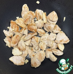 Курица с овощами в соусе Том Кха Курица с овощами в соусе Том Кха