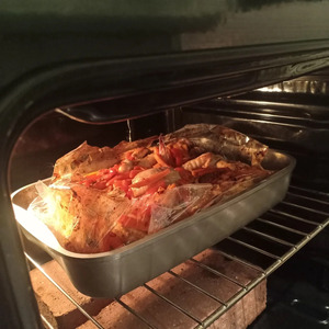 Курица, запеченная в рукаве с овощами Курица, запеченная в рукаве с овощами