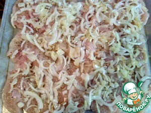 Курица запечённая с помидорами и сыром