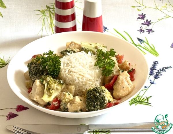 Куриная грудка с брокколи и перцем Куриная грудка с брокколи и перцем