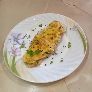 Куриная грудка, запеченная с солеными огурчиками