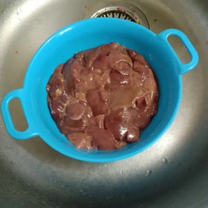 Куриная печень по-турецки Куриная печень по-турецки