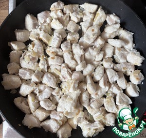 Куриное филе с брокколи и булгуром Куриное филе с брокколи и булгуром