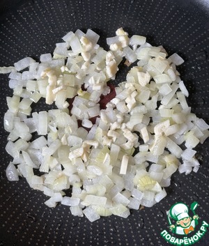 Куриное филе с брокколи и булгуром Куриное филе с брокколи и булгуром