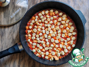 Куриное филе с пельменными рулетиками