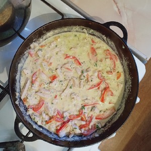 Куриное филе с перцем в сливках Куриное филе с перцем в сливках