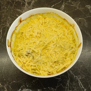 Куриные грудки в сметане с куркумой