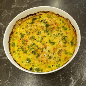 Куриные грудки в сметане с куркумой
