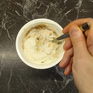 Куриные грудки в сметане с куркумой