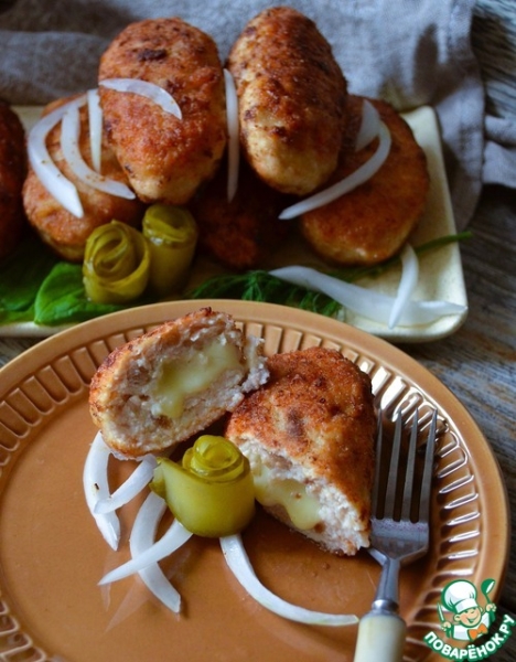 Куриные котлеты с сыром Куриные котлеты с сыром
