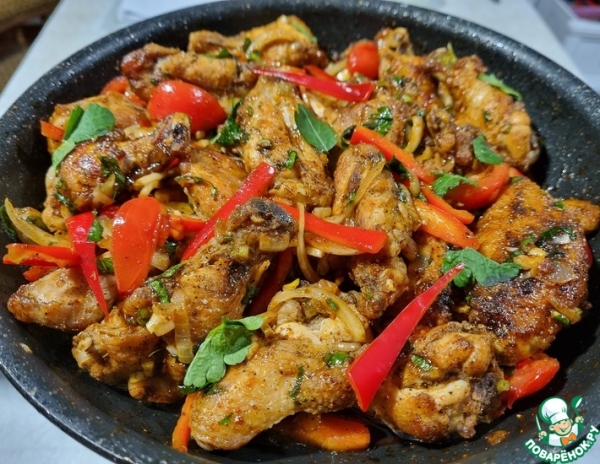 Куриные крылья с овощами Куриные крылья с овощами