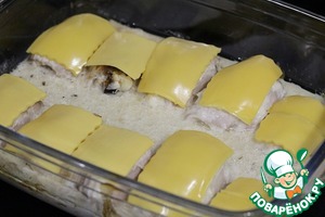 Куриные рулетики с вялеными сливами