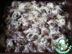 Куриные сердечки под сырным соусом Куриные сердечки под сырным соусом