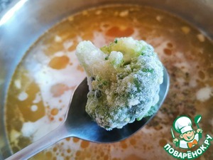 Куриный суп с брокколи Куриный суп с брокколи