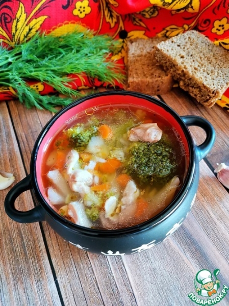 Куриный суп с брокколи Куриный суп с брокколи