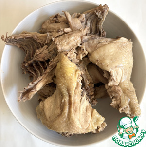 Куриный суп с овощами и лапшой