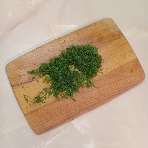 Легкий салат с огурцами и оливками Легкий салат с огурцами и оливками