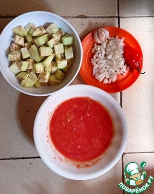 Ленивые пельмени в томатно-сметанном соусе Ленивые пельмени в томатно-сметанном соусе