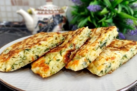 Ленивый хачапури на сковороде Ленивый хачапури на сковороде