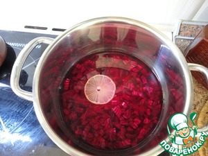 Летний холодный свекольник