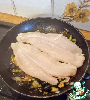 Лимонная рыба в весеннем соусе агродольче Лимонная рыба в весеннем соусе агродольче