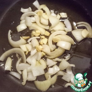 Ливанская мусака с чесночным соусом Ливанская мусака с чесночным соусом