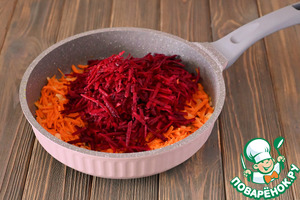 Лёгкий свекольник с кабачками